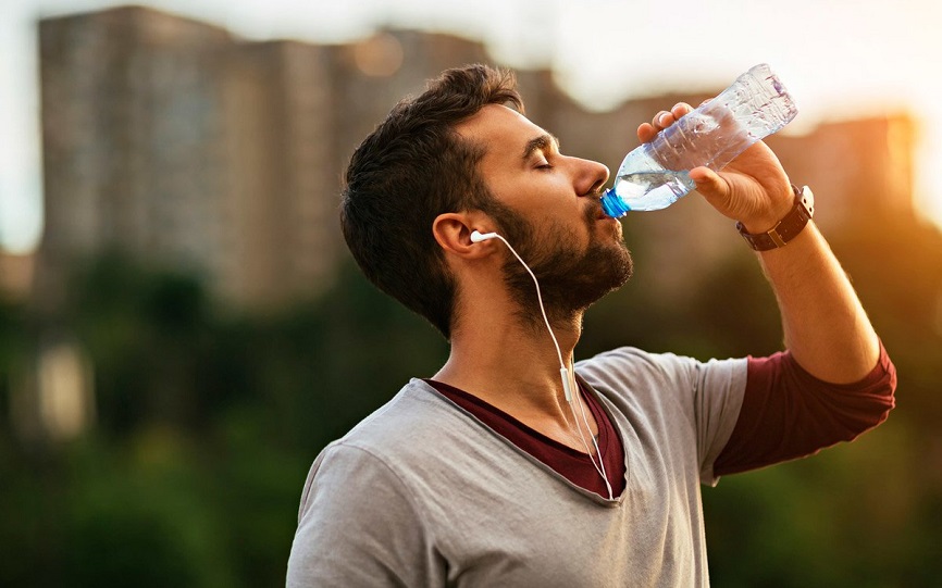 Признаки того, что вы пьете мало воды