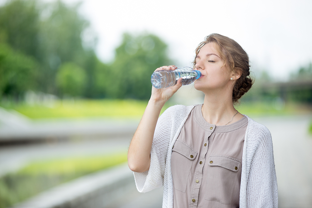 Сколько нужно пить воды подростку